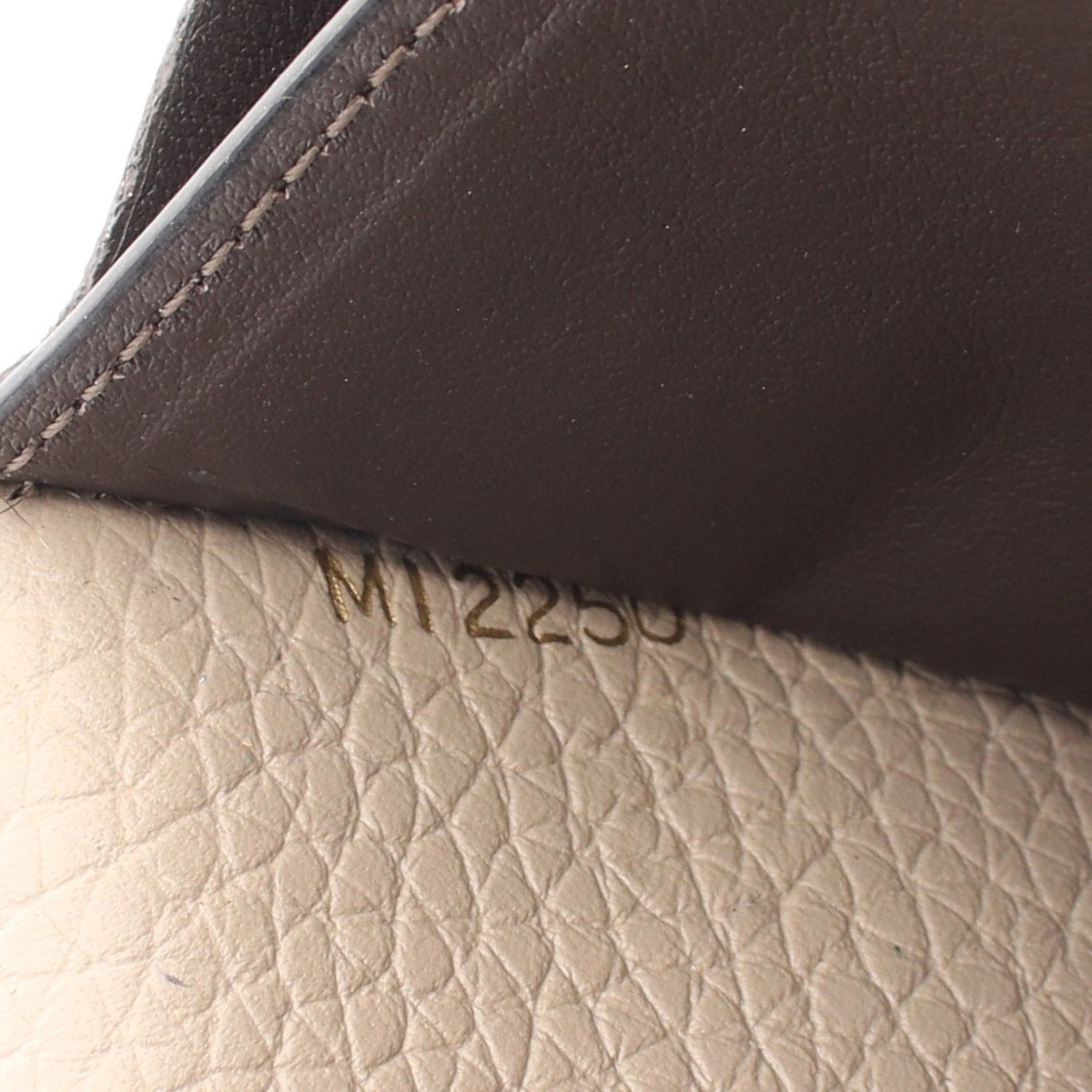 Louis Vuitton Louis Vuitton Portefeuil Capucines Carré Bi-Fold Long Wallet Taurillon Leather Gray Beige Size ONE SIZE - 5 Thumbnail