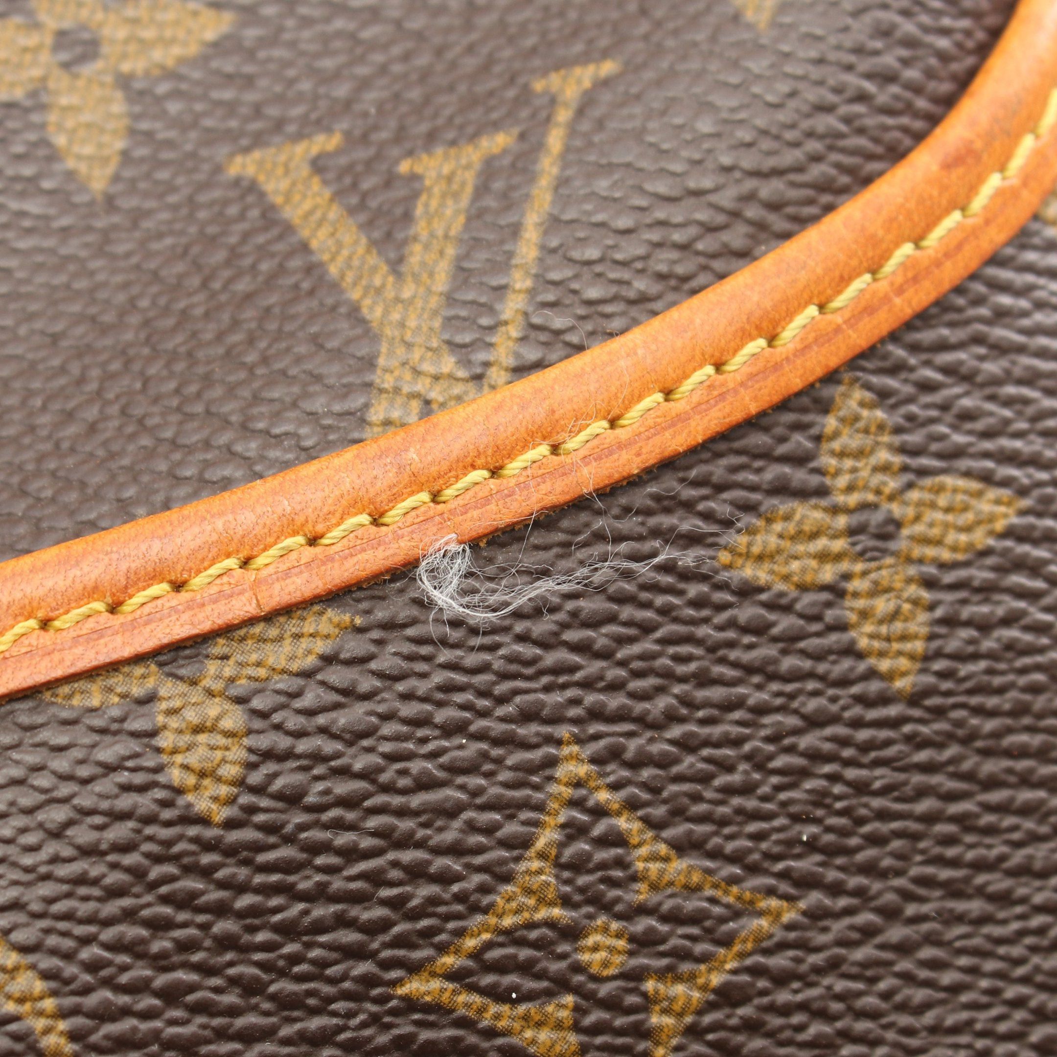 Louis Vuitton Louis Vuitton Deauville Bowling Vanity Monogram Handbag Leather Brown Size ONE SIZE - 6 Thumbnail
