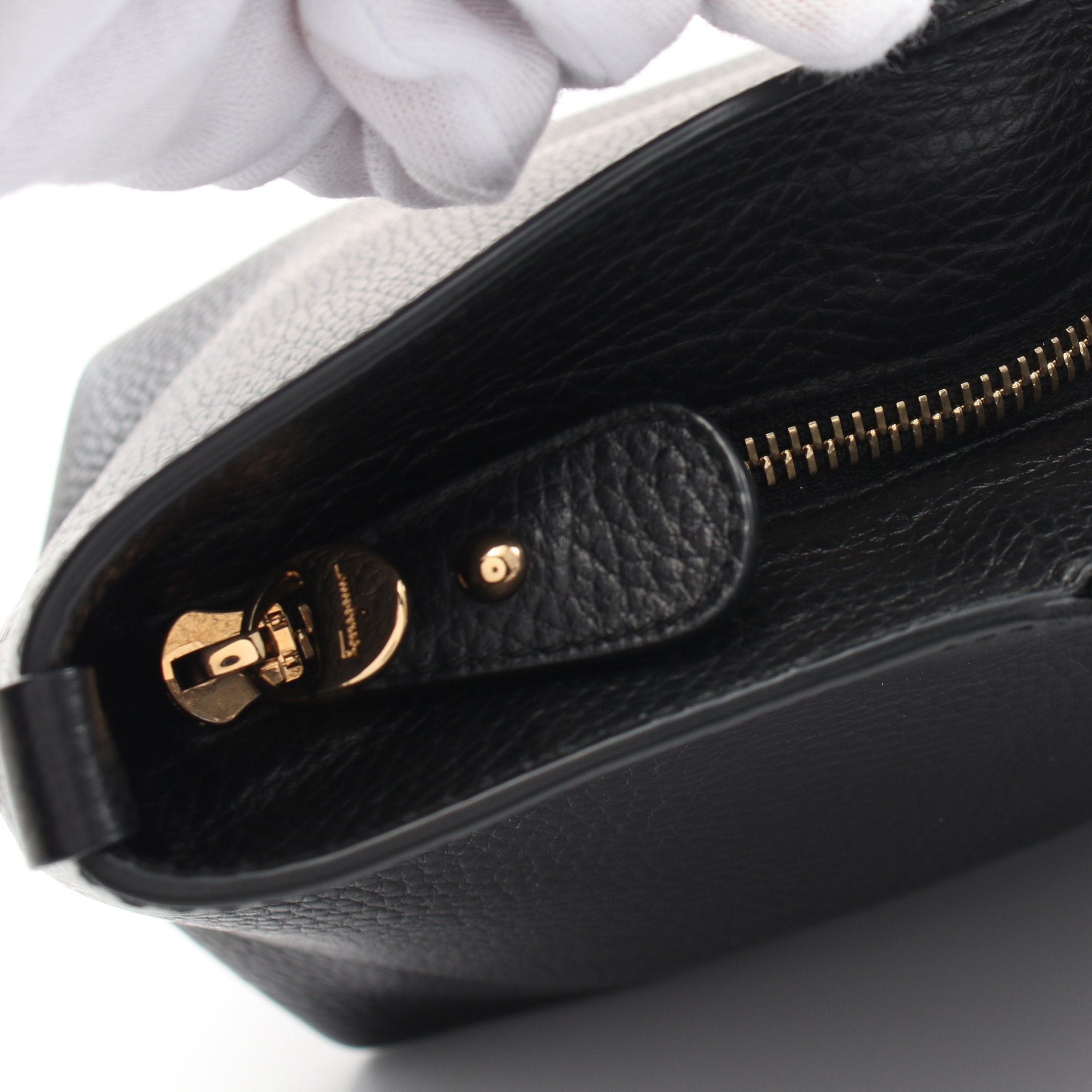 Salvatore Ferragamo Salvatore Ferragamo Double Gancini Handbag Tote Bag Leather Black Size ONE SIZE - 7 Thumbnail