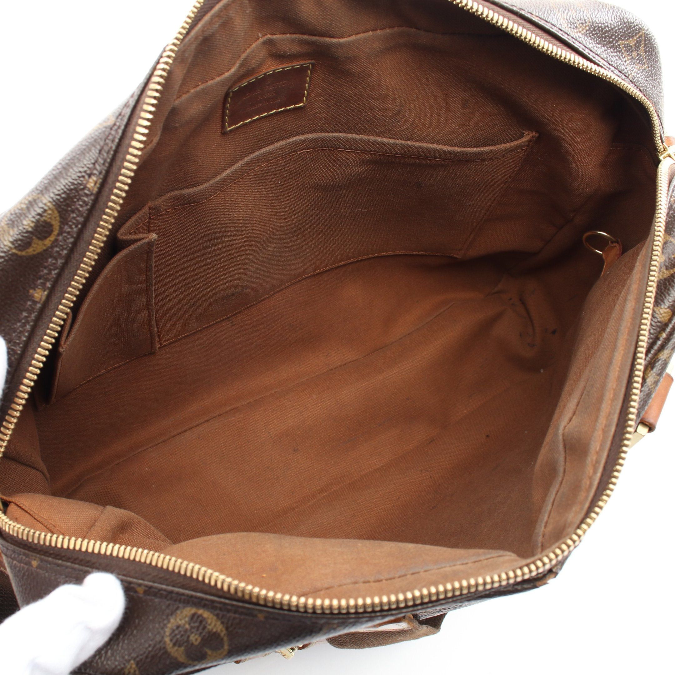 Louis Vuitton Louis Vuitton Sack Bosforo Monogram Handbag Leather Brown Size ONE SIZE - 3 Thumbnail