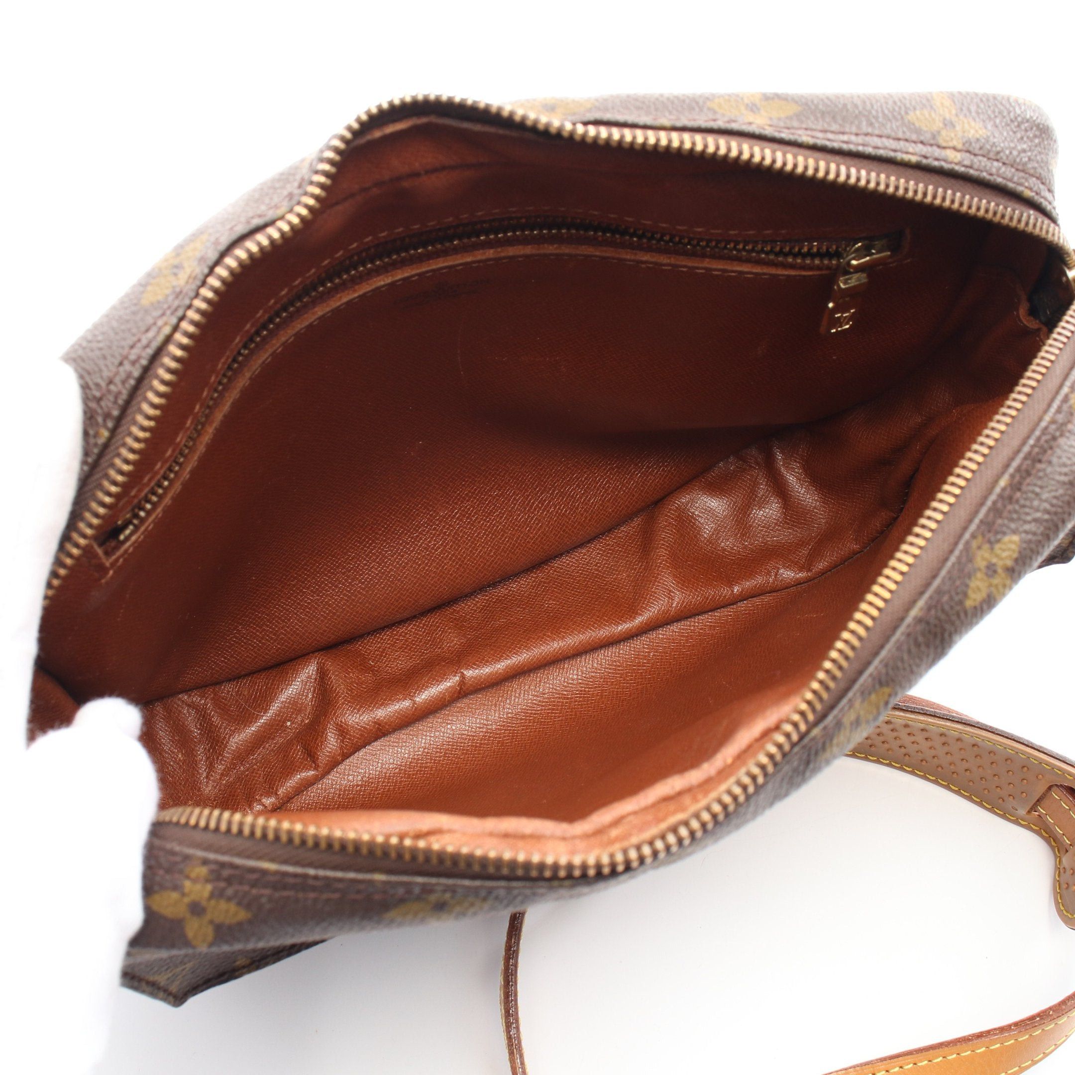 Louis Vuitton Louis Vuitton Genefille Gm Monogram Shoulder Bag Leather Brown Size ONE SIZE - 3 Thumbnail