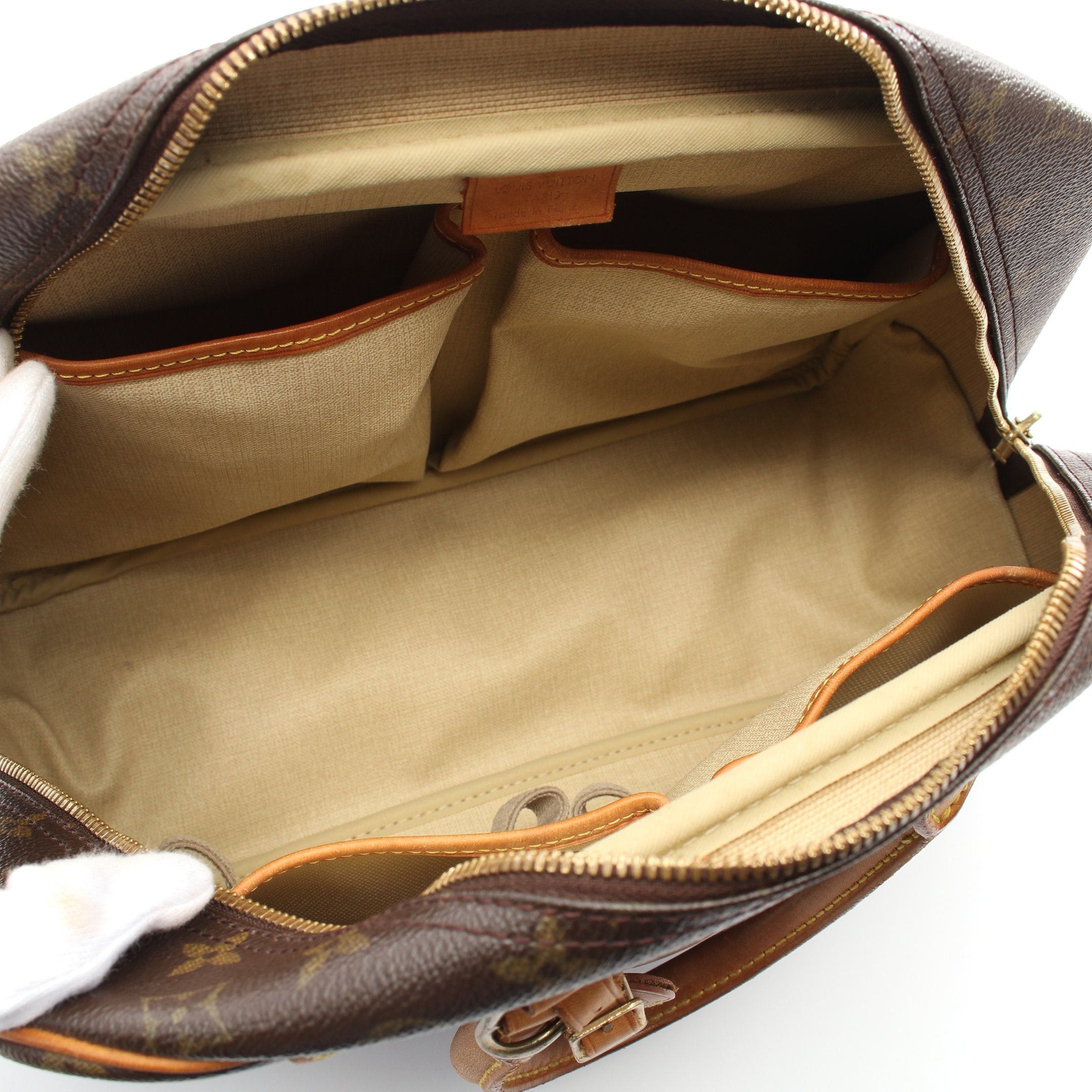 Louis Vuitton Louis Vuitton Deauville Bowling Vanity Monogram Handbag Leather Brown Size ONE SIZE - 3 Thumbnail