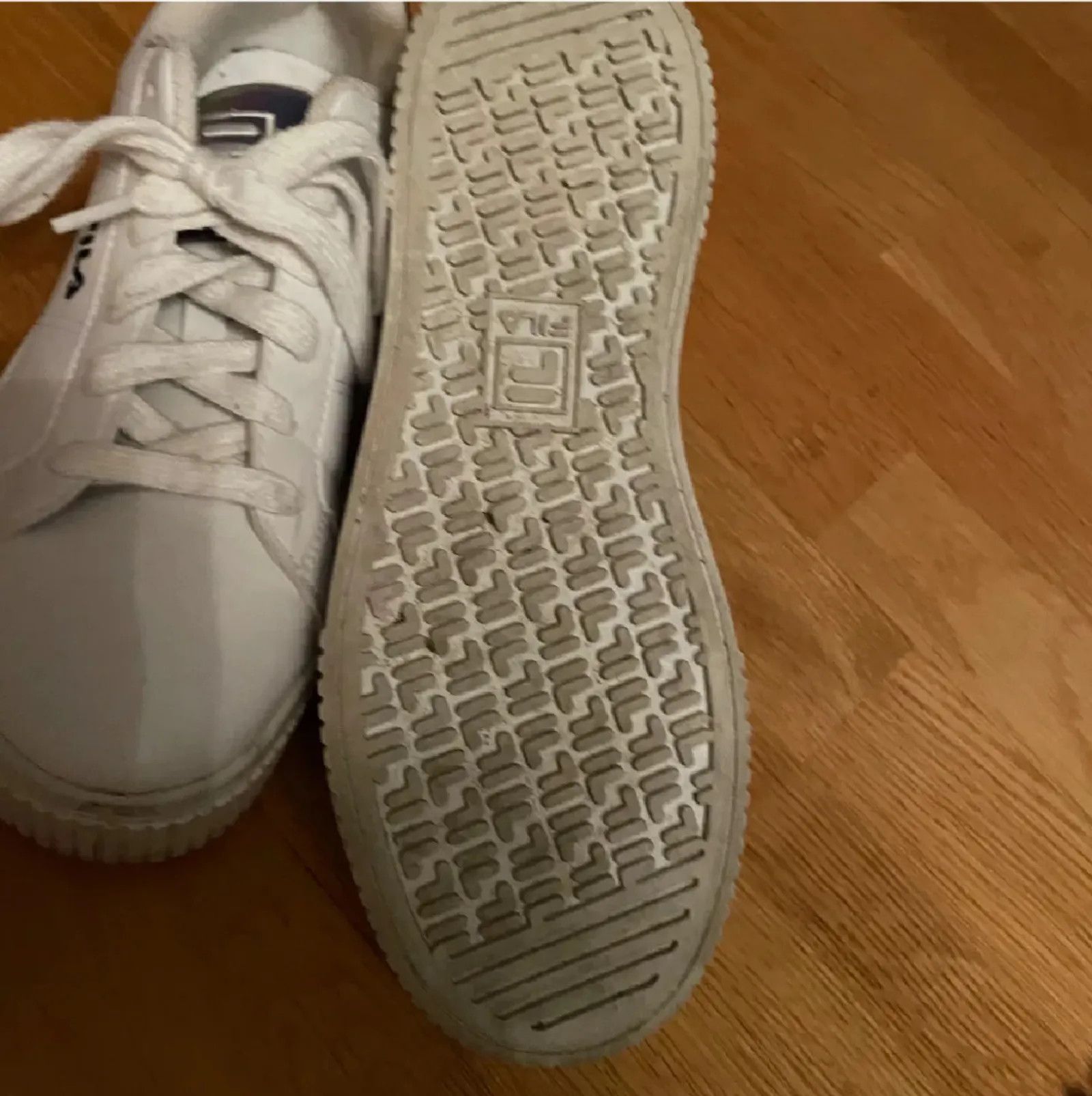Fila Fila Sneakers Size US 9 / IT 39 - 2 Thumbnail