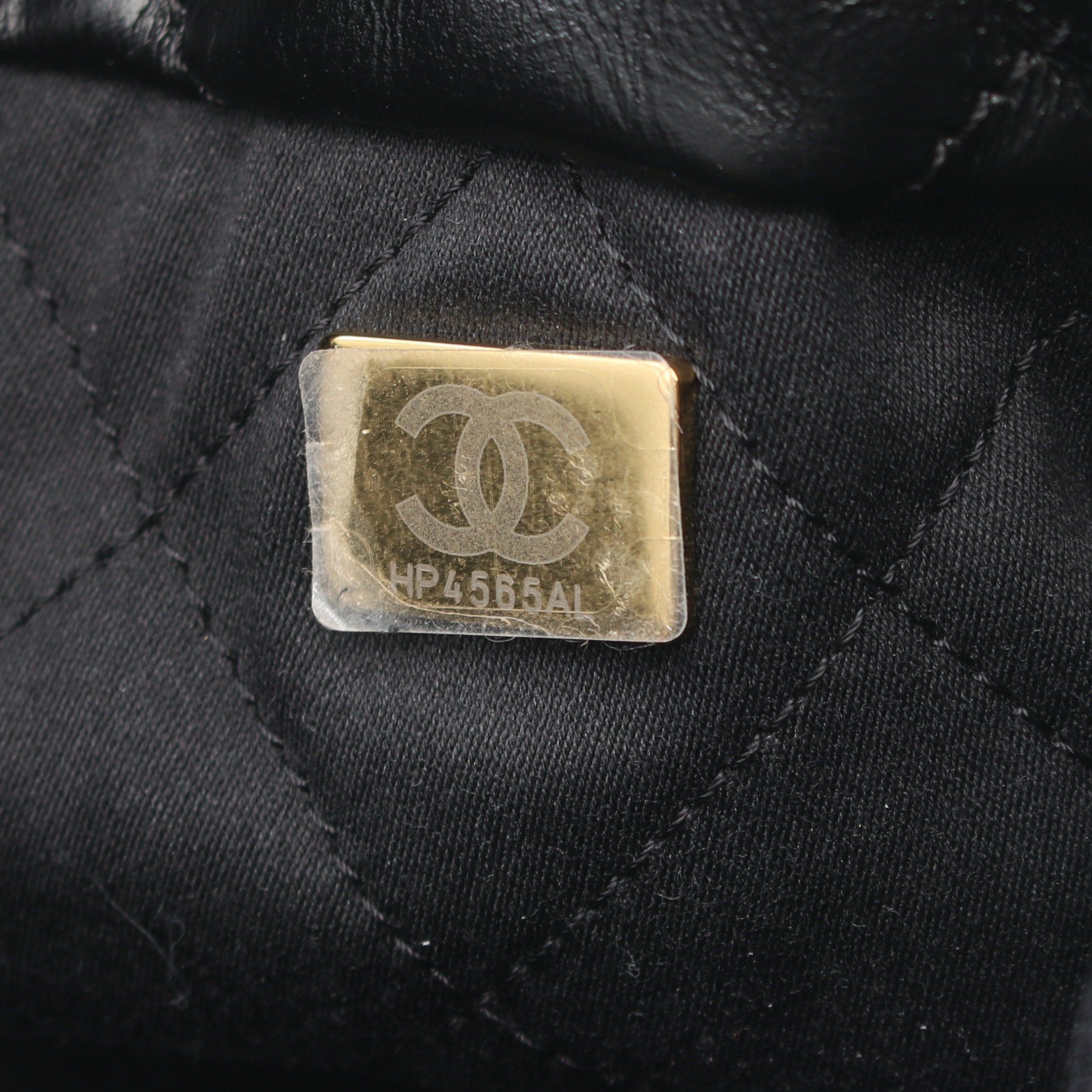 Chanel Chanel Matelasse Chanel 22 Small Chain Shoulder Bag Leather Patent Black Gold Hardware Size ONE SIZE - 5 Thumbnail