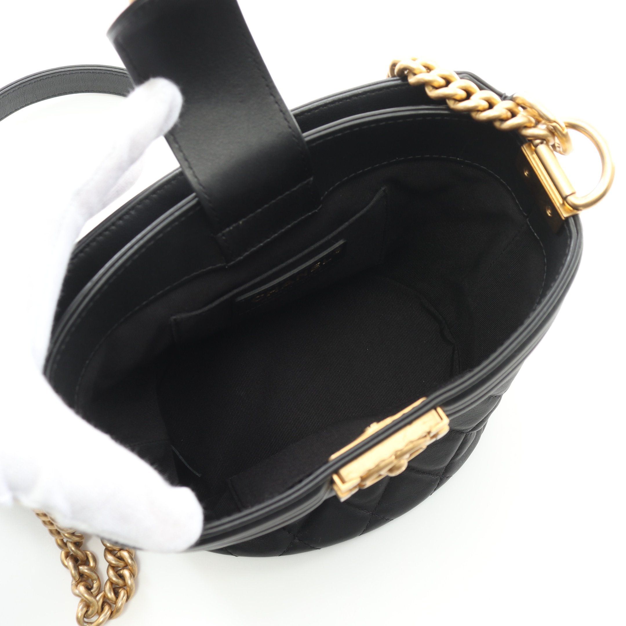 Chanel Chanel Boy Chanel Chain Shoulder Bag Lambskin Black Gold Hardware Size ONE SIZE - 3 Thumbnail