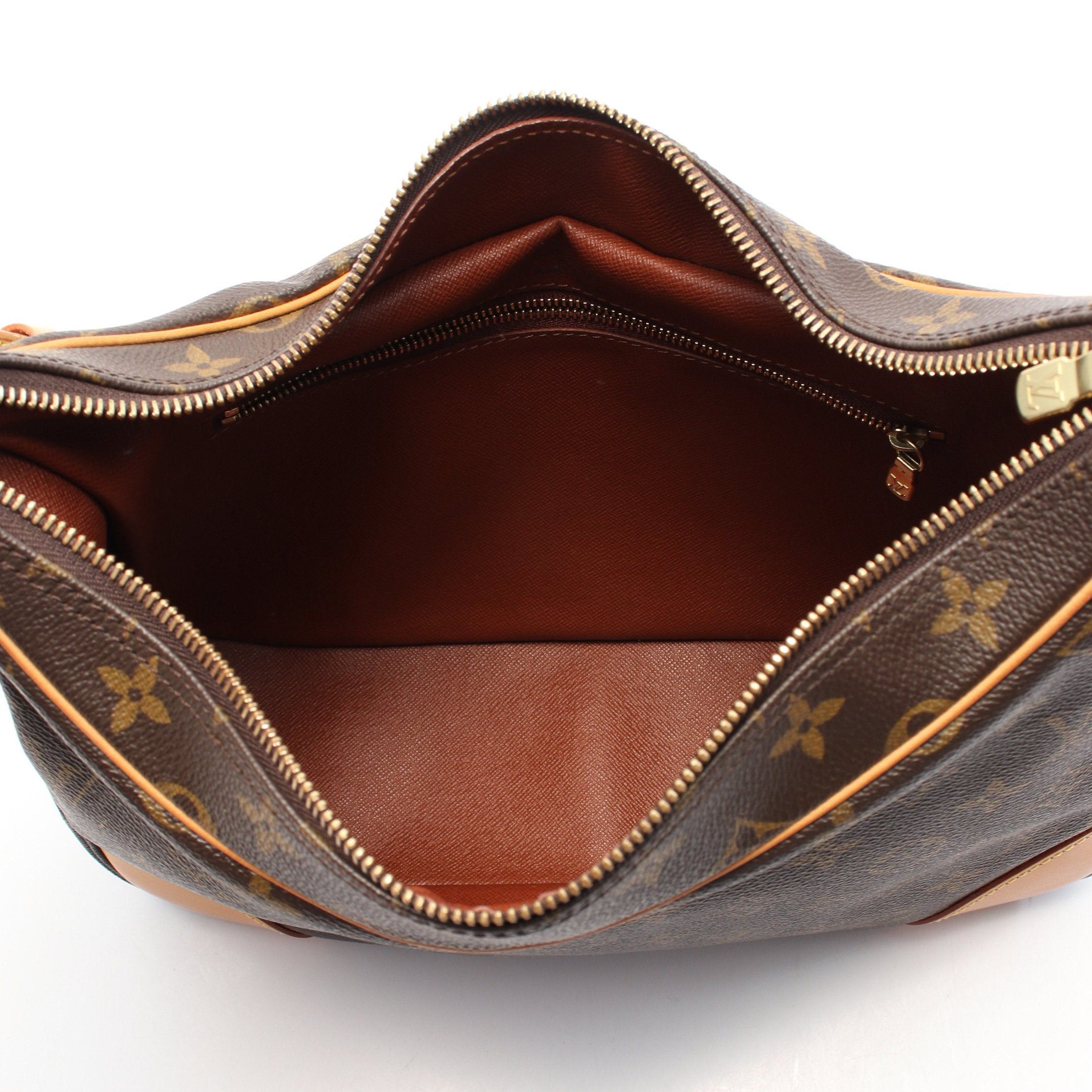 Louis Vuitton Louis Vuitton Boulogne Pm Monogram Shoulder Bag Leather Brown Size ONE SIZE - 3 Thumbnail