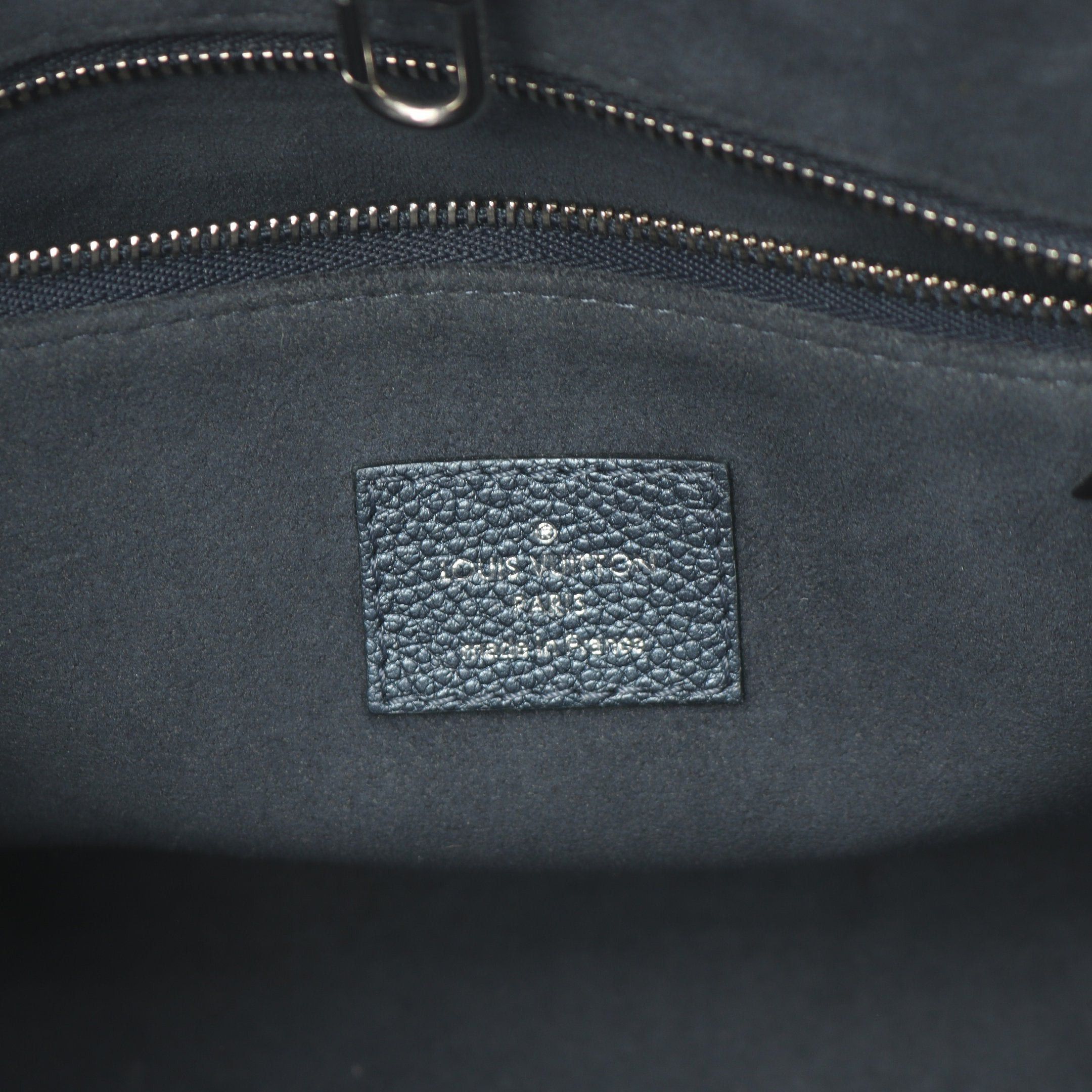 Louis Vuitton Louis Vuitton On-The-Go Pm Monogram Empreinte Handbag Leather Blue Size ONE SIZE - 4 Thumbnail
