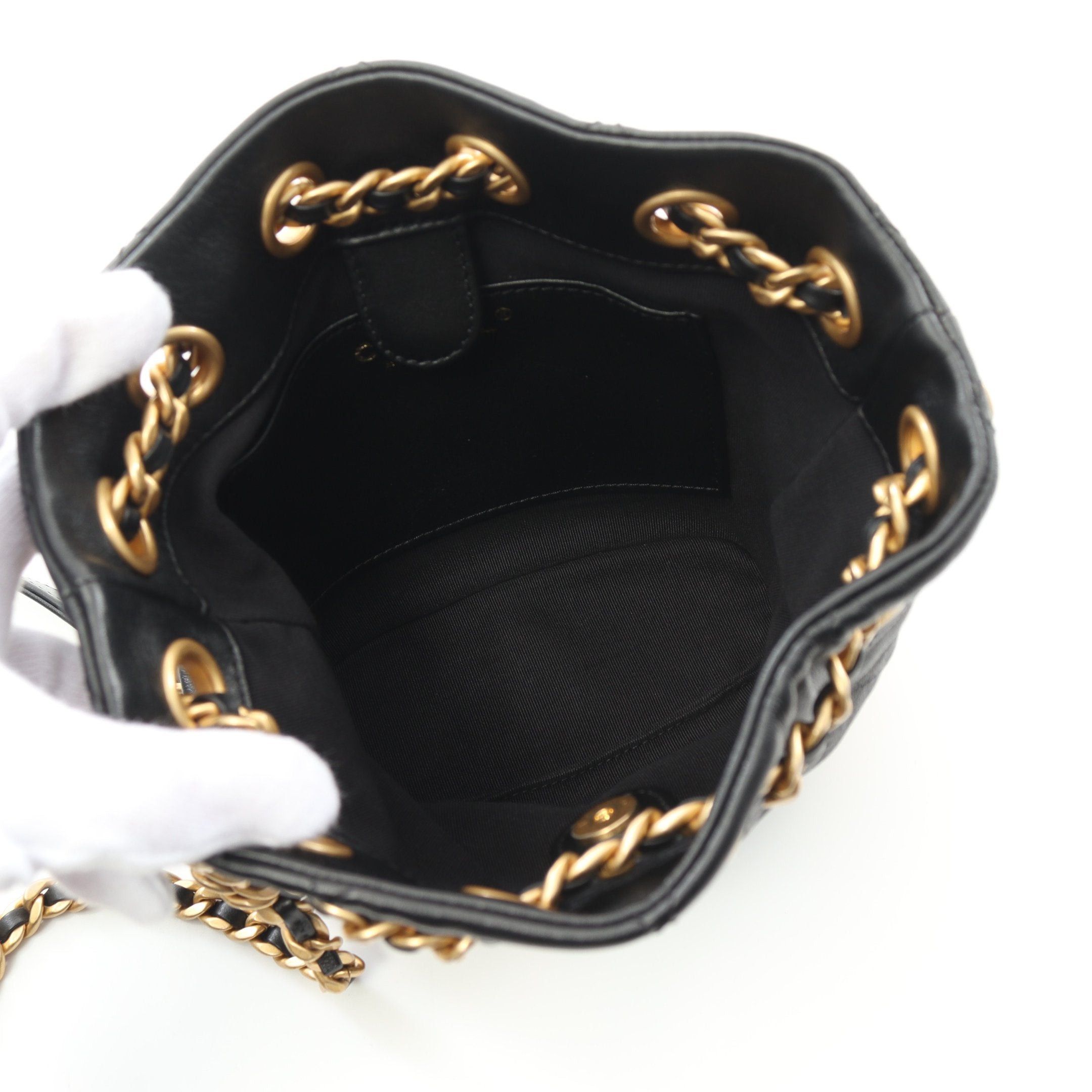 Chanel Chanel Matelasse Chain Shoulder Bag Lambskin Black Gold Hardware Purse Size ONE SIZE - 3 Thumbnail