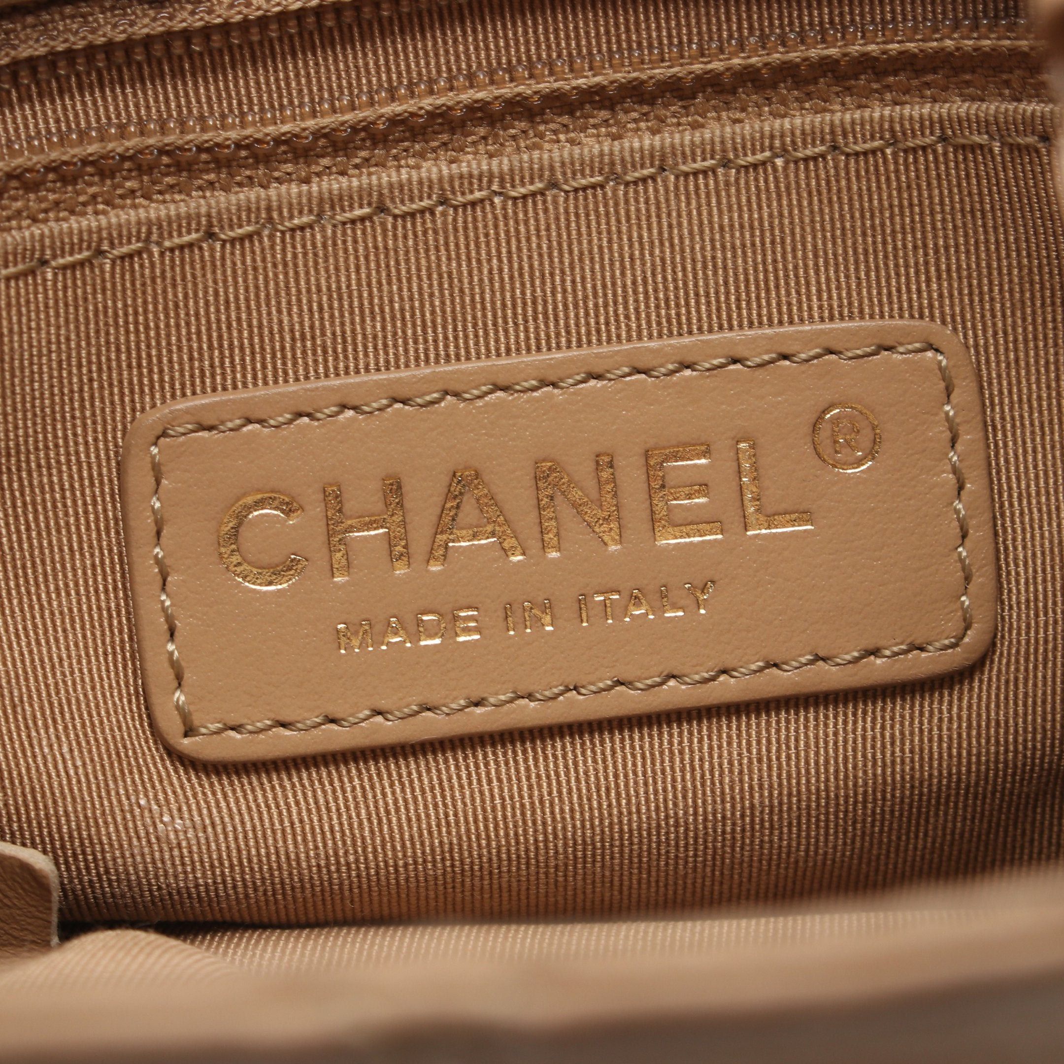 Chanel Chanel Matelasse Chain Shoulder Bag Leather Light Brown Gold Hardware Size ONE SIZE - 4 Thumbnail