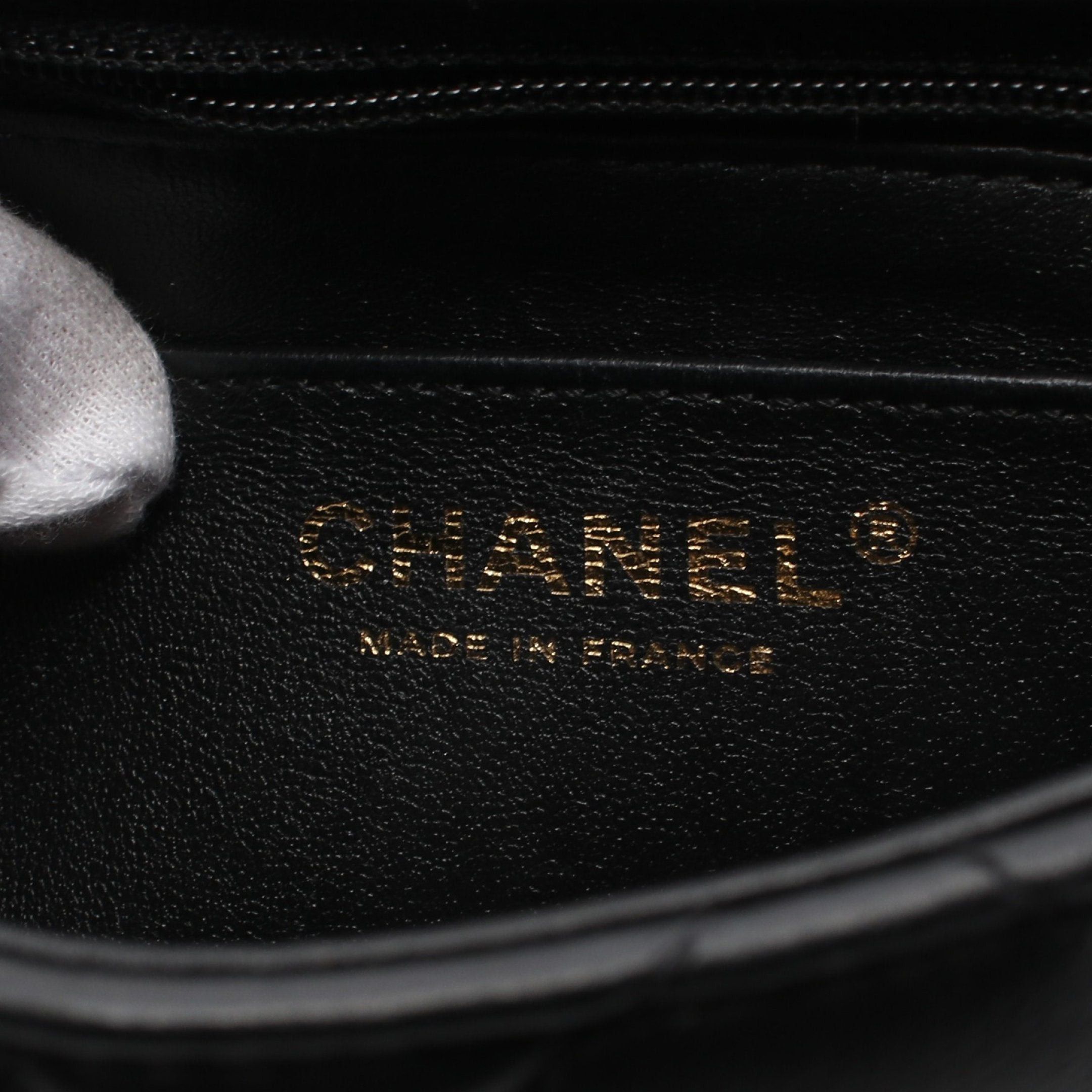 Chanel Chanel Mini Matelasse Chain Shoulder Bag Lambskin Black Gold Hardware Size ONE SIZE - 4 Thumbnail