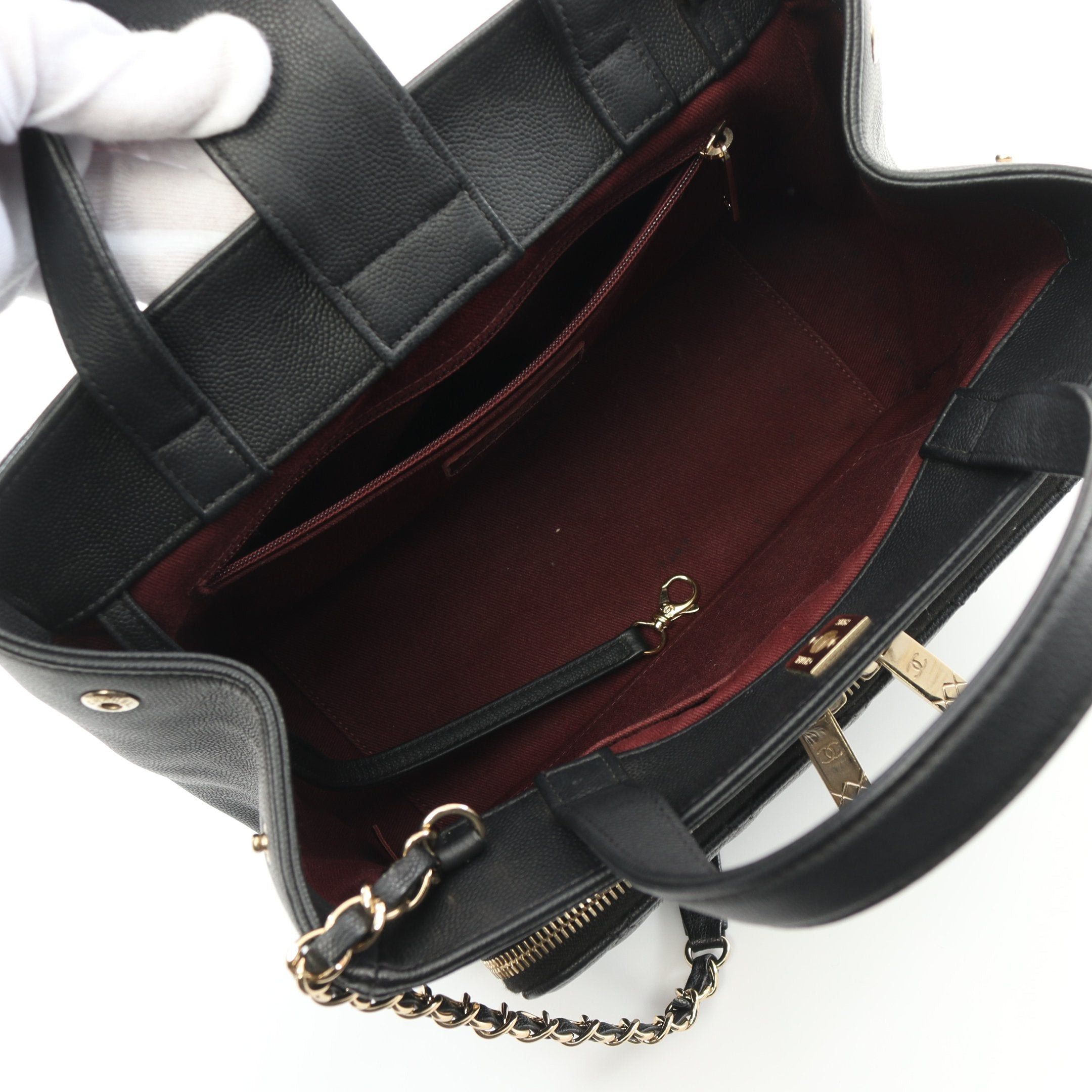 Chanel Chanel Business Affinity Matelasse Chain Shoulder Bag Caviar Skin Black Gold Hardware Size ONE SIZE - 3 Thumbnail
