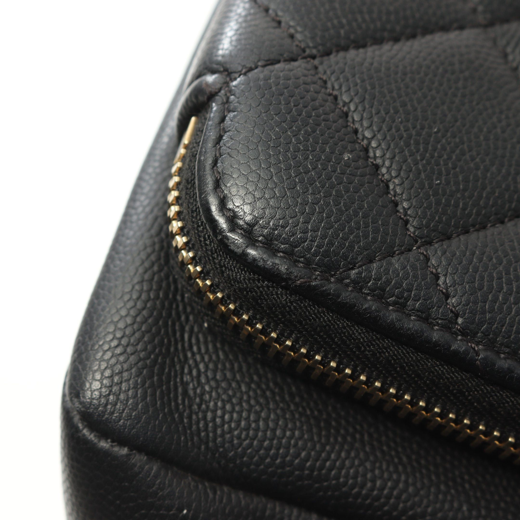 Chanel Chanel Business Affinity Matelasse Chain Shoulder Bag Caviar Skin Black Gold Hardware Size ONE SIZE - 9 Thumbnail