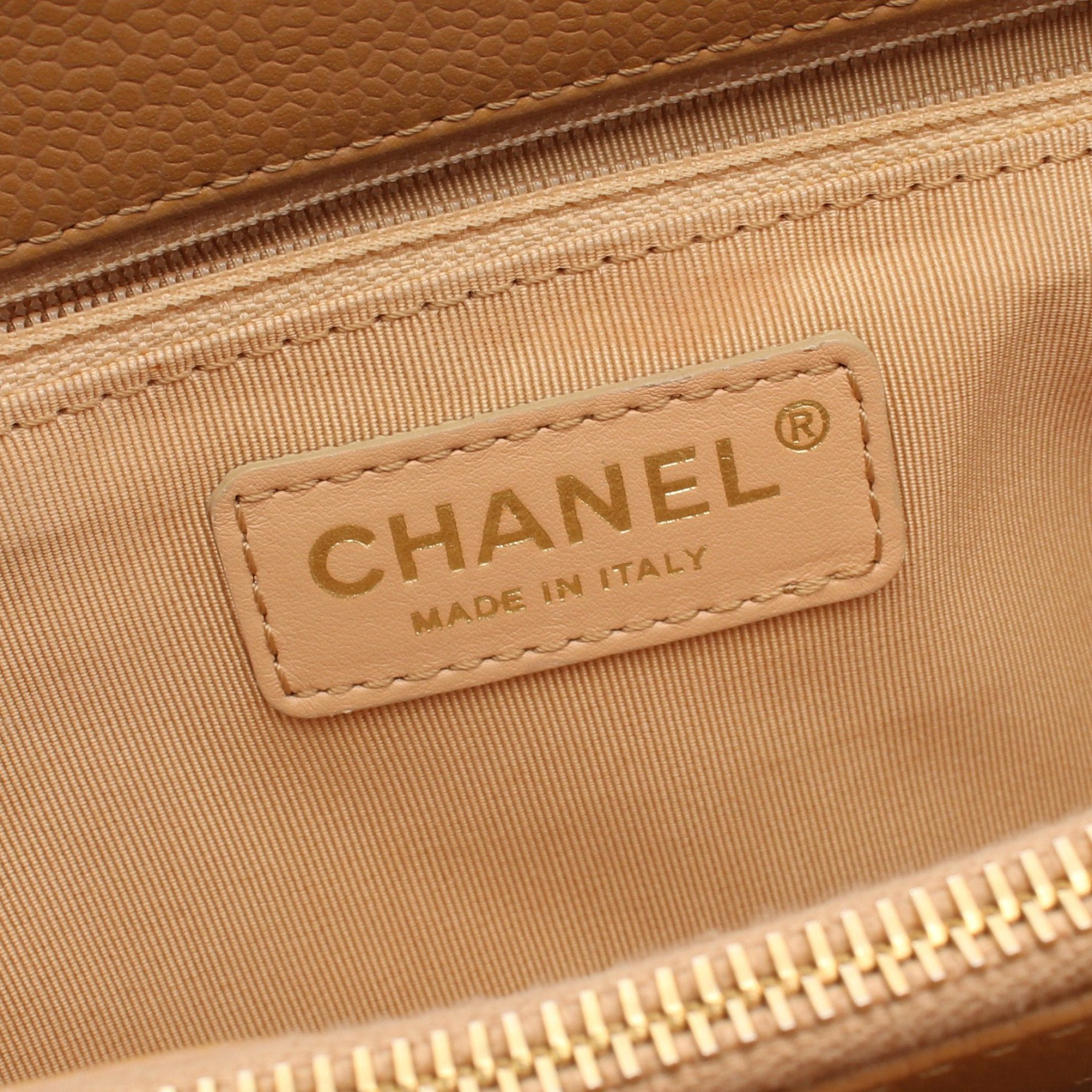 Chanel Chanel Matelasse Grand Shopping Gst Chain Shoulder Bag Tote Caviar Skin Light Brown Gold Hardware Size ONE SIZE - 4 Thumbnail