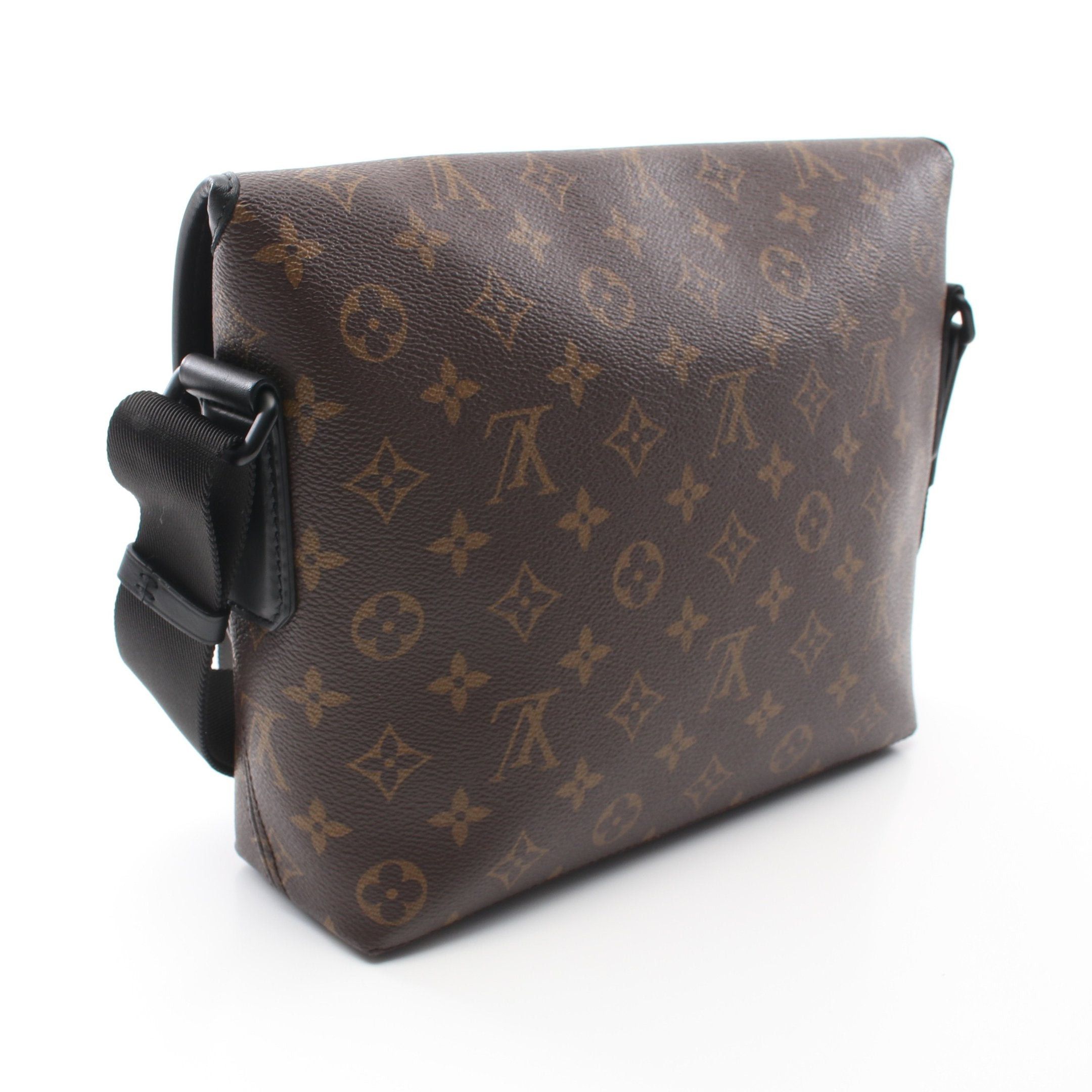 Louis Vuitton Louis Vuitton Magnetic Messenger Monogram Macassar Shoulder Bag Leather Brown Black Size ONE SIZE - 2 Thumbnail