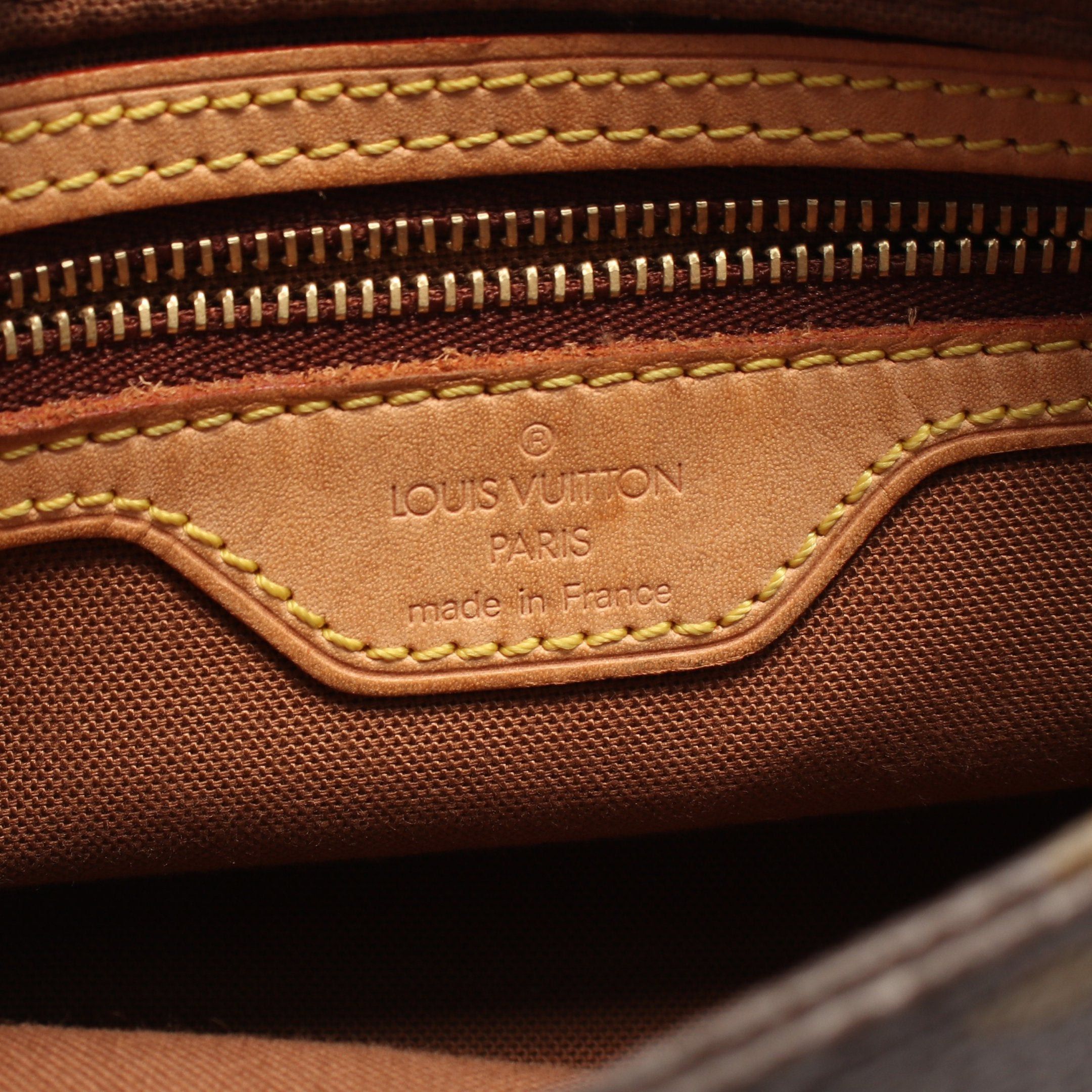 Louis Vuitton Louis Vuitton Trotteur Monogram Shoulder Bag Leather Brown Size ONE SIZE - 4 Thumbnail