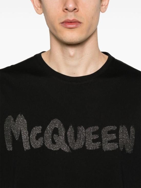 Alexander McQueen ALEXANDER MCQUEEN Men T-Shirts 794673 QTABT0570 Black Size US L / EU 52-54 / 3 - 4 Thumbnail