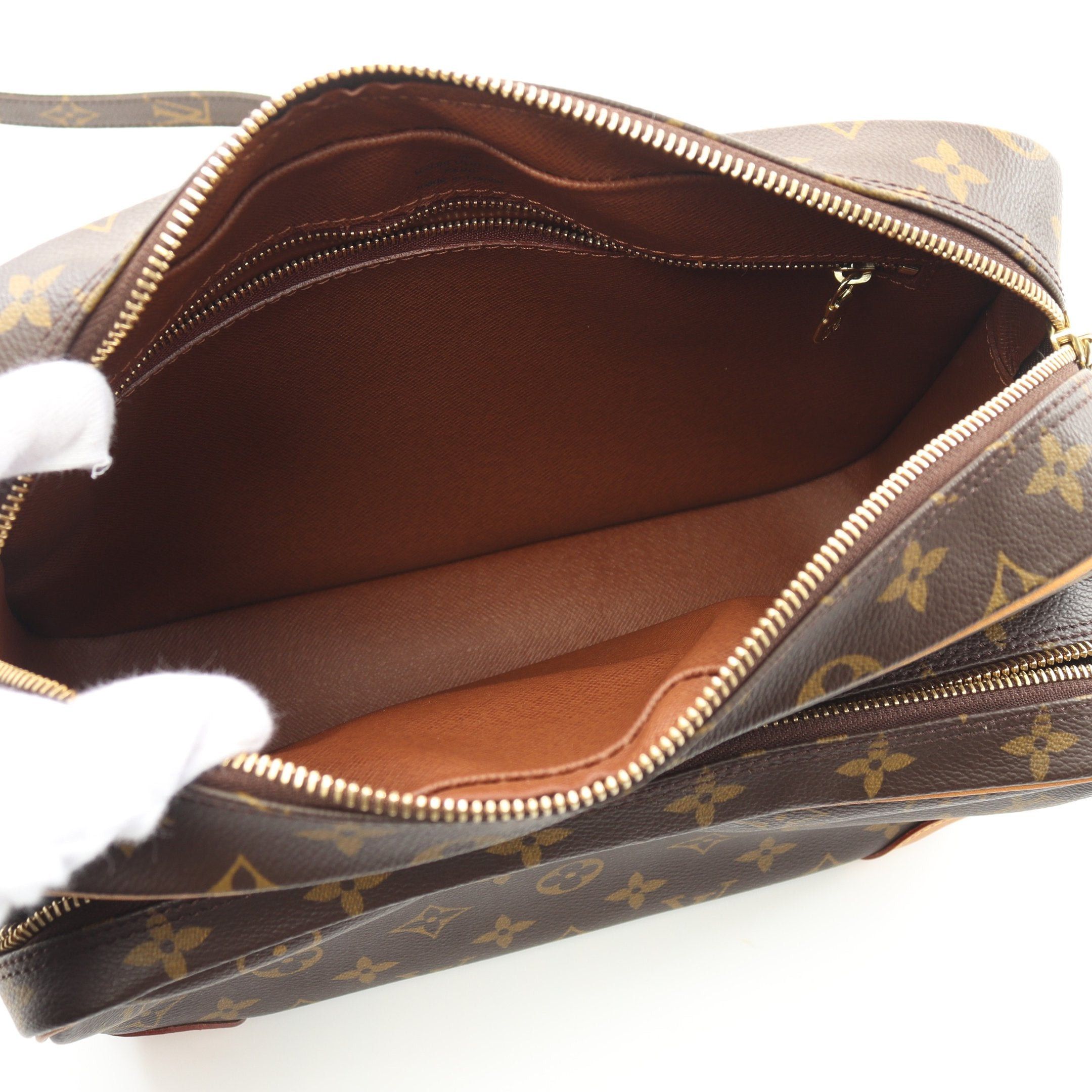 Louis Vuitton Louis Vuitton Nil Monogram Shoulder Bag Leather Brown Size ONE SIZE - 3 Thumbnail