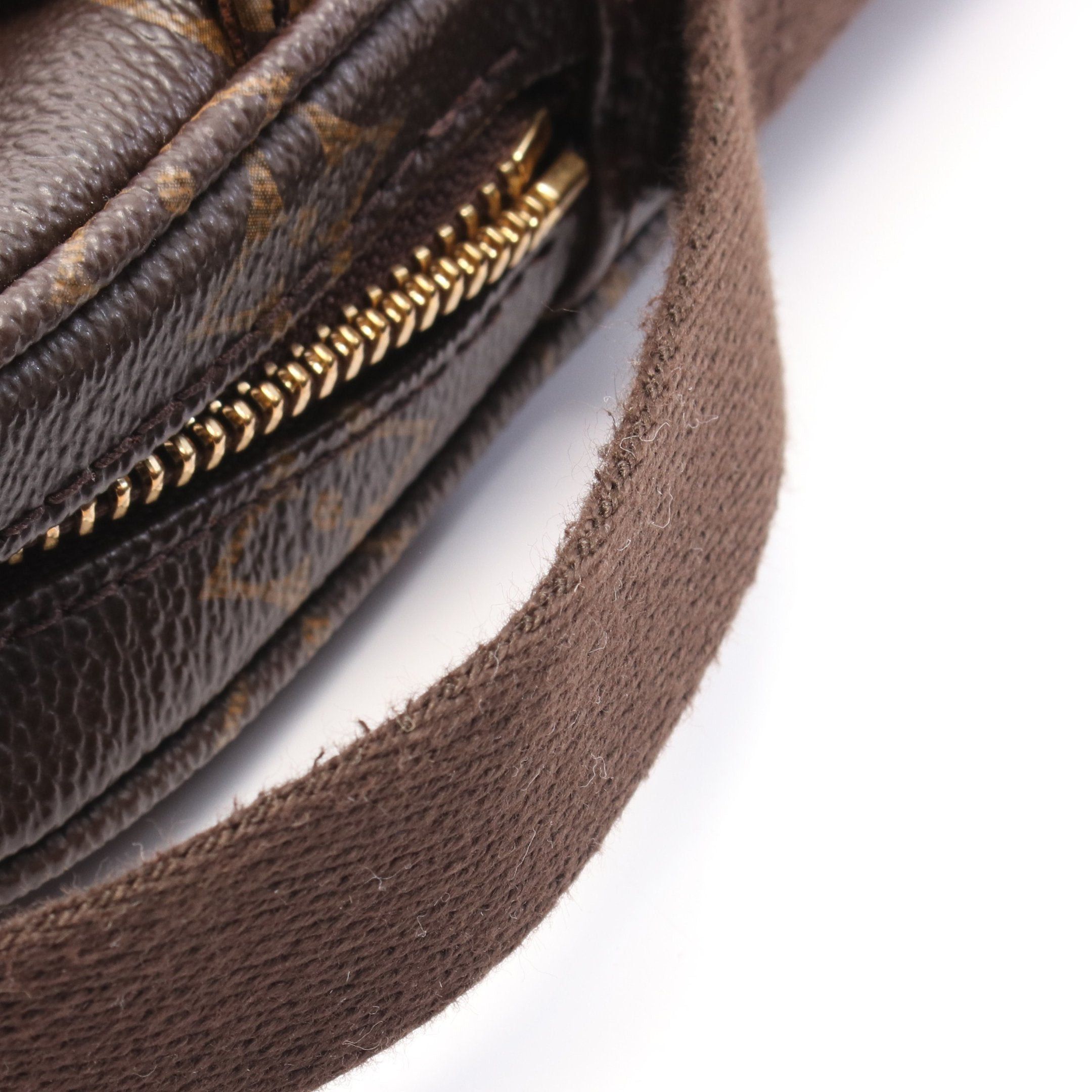 Louis Vuitton Louis Vuitton Trotteur Bobourg Monogram Shoulder Bag Leather Brown Size ONE SIZE - 8 Thumbnail