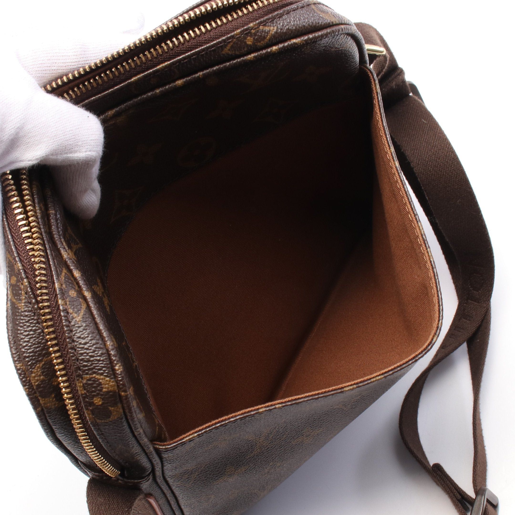 Louis Vuitton Louis Vuitton Trotteur Bobourg Monogram Shoulder Bag Leather Brown Size ONE SIZE - 6 Thumbnail