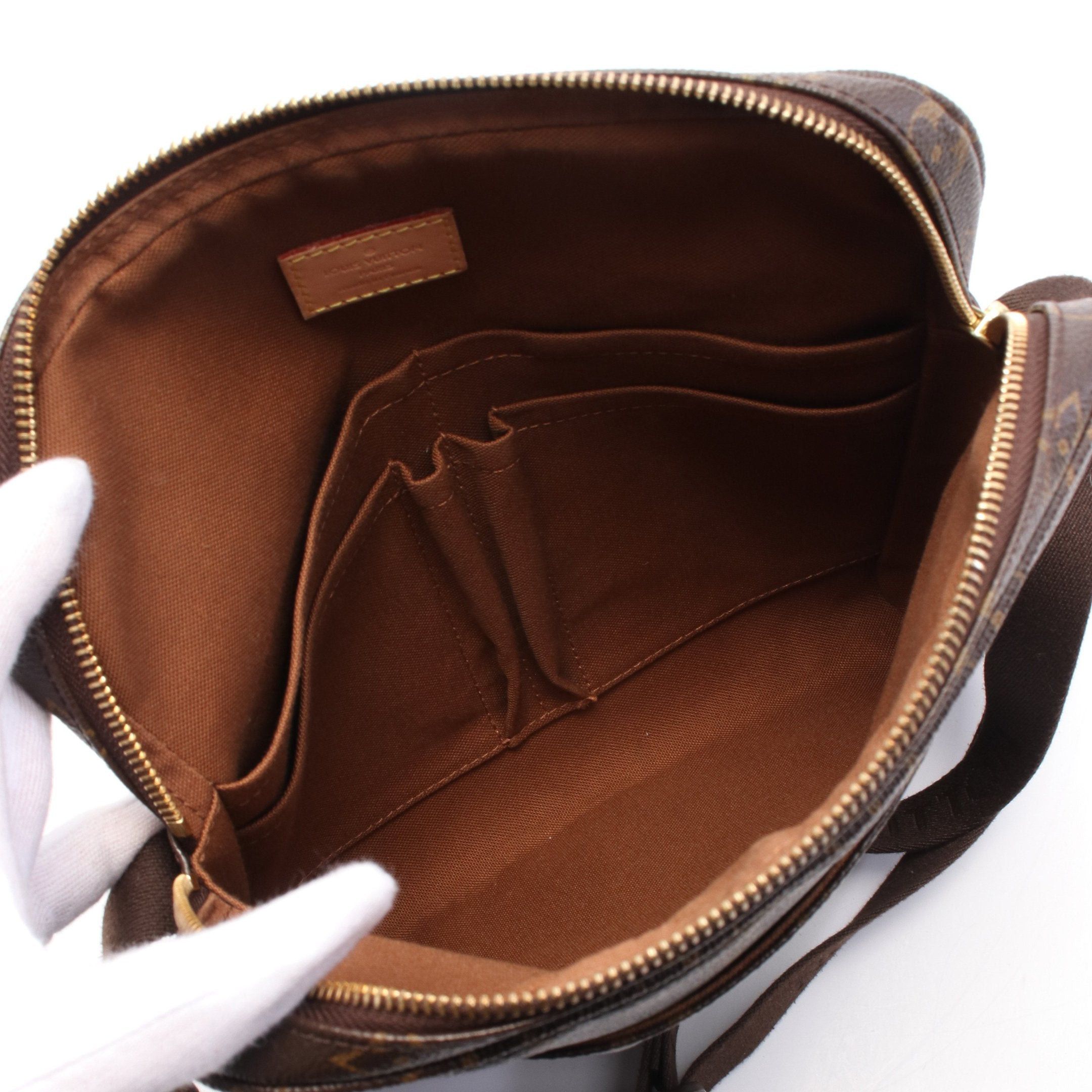 Louis Vuitton Louis Vuitton Trotteur Bobourg Monogram Shoulder Bag Leather Brown Size ONE SIZE - 3 Thumbnail