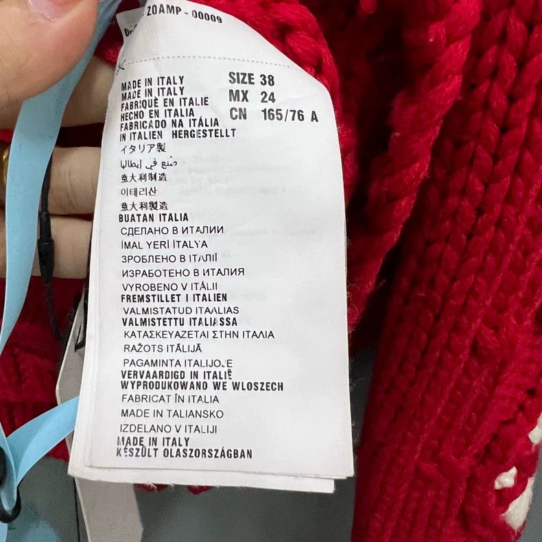 Prada Miu Miu Red Wool Cardigan with Buttons Size US M / EU 48-50 / 2 - 4 Thumbnail
