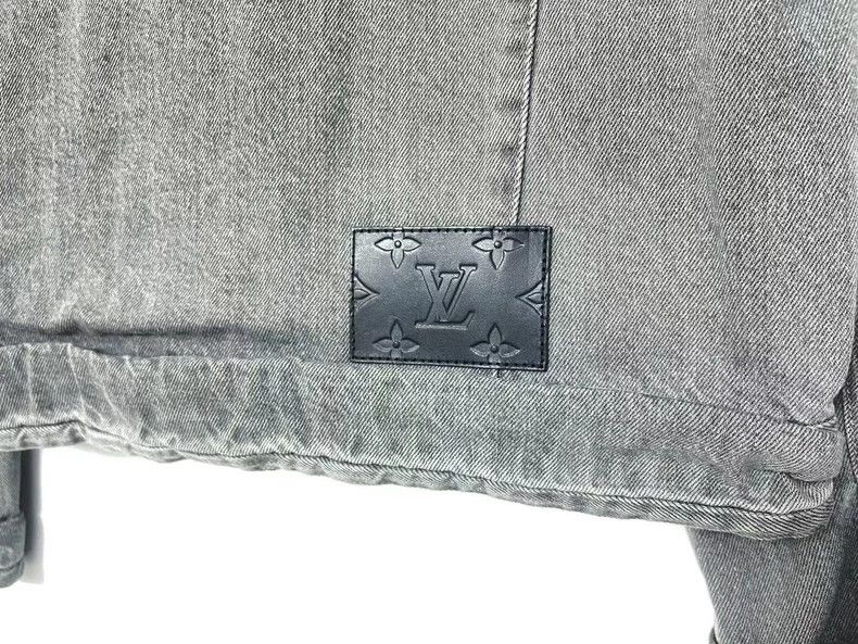 Louis Vuitton Louis Vuitton Gray Denim Jacket with Pockets Size US L / EU 52-54 / 3 - 4 Thumbnail