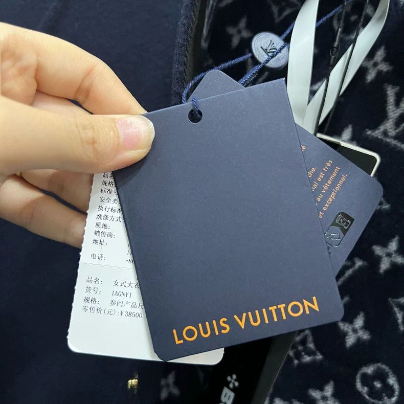 Louis Vuitton Louis Vuitton Navy Blue Outerwear Jacket Size 38 Size US M / EU 48-50 / 2 - 4 Thumbnail