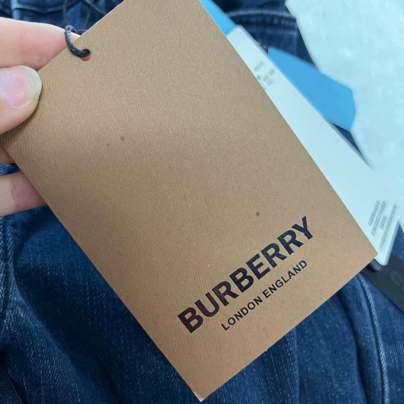 Burberry Burberry Dark Blue Denim Jeans Size 42 Size US 42 / EU 58 - 3 Thumbnail