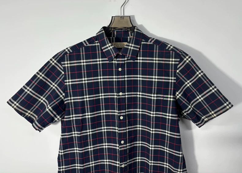Burberry Burberry Check Short-Sleeve Button-Up Shirt Size US L / EU 52-54 / 3 - 3 Thumbnail