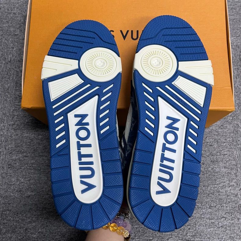 Louis Vuitton Louis Vuitton Blue White Low Top Sneakers Size US 8.5 / EU 41-42 - 5 Thumbnail