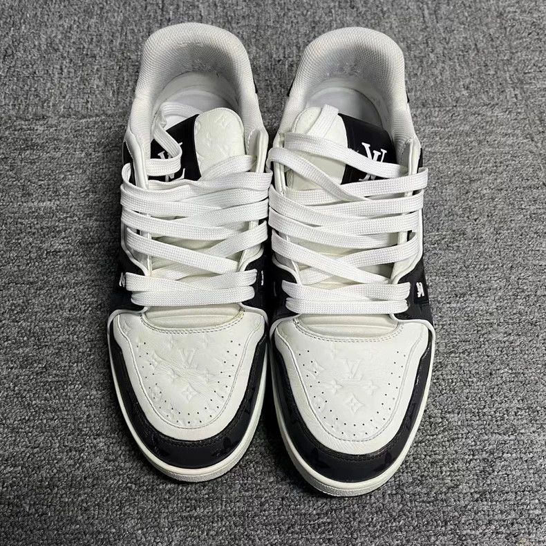 Louis Vuitton Louis Vuitton Black White Fashion Sneakers Size 6.5 Size US 6.5 / EU 39-40 - 2 Thumbnail