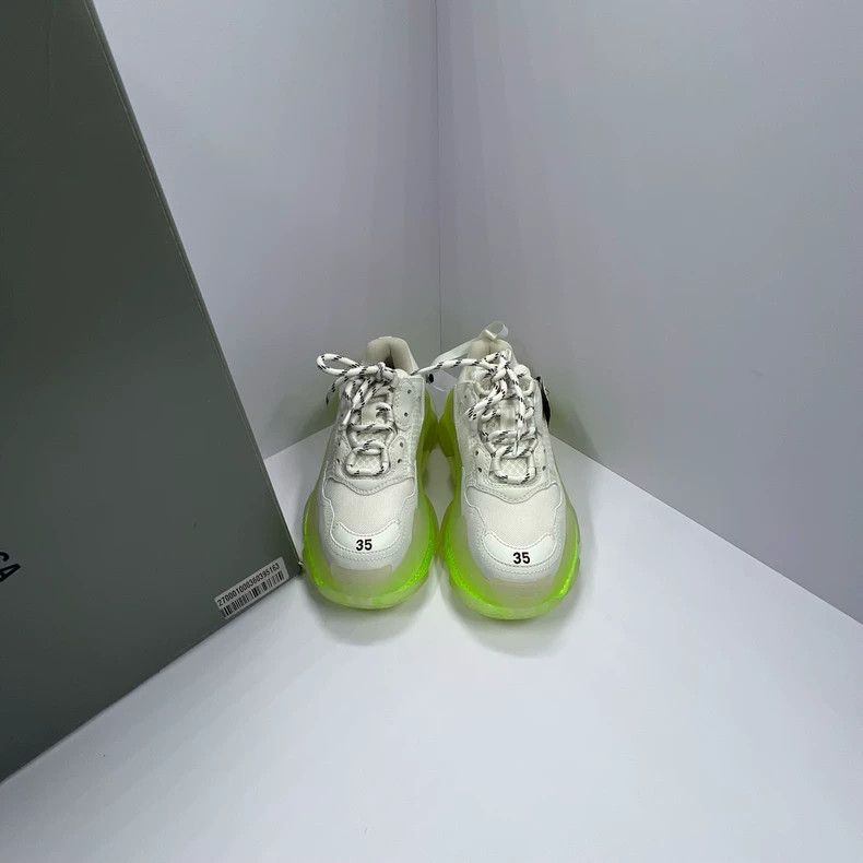 Balenciaga Balenciaga Triple S White Green Sneakers 35 Size Size US 5 / EU 37 - 6 Thumbnail