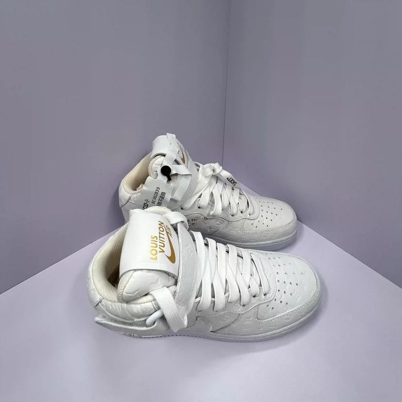 Louis Vuitton Louis Vuitton Nike AF1 White Sneakers Size 37.5 Size US 5.5 / EU 38 - 6 Thumbnail