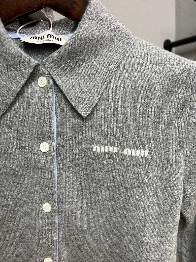Prada Miu Miu Gray Cashmere Polo Cardigan Size US S / EU 44-46 / 1 - 3 Thumbnail