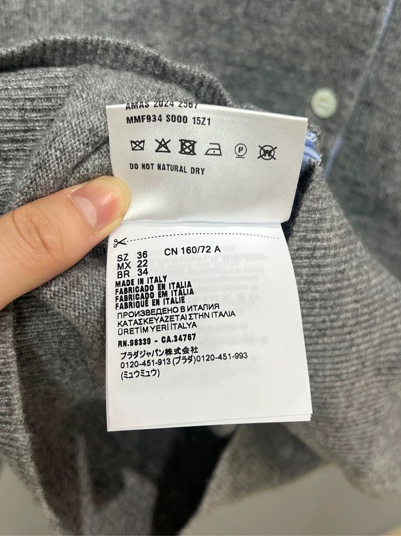 Prada Miu Miu Gray Cashmere Polo Cardigan Size US S / EU 44-46 / 1 - 5 Thumbnail