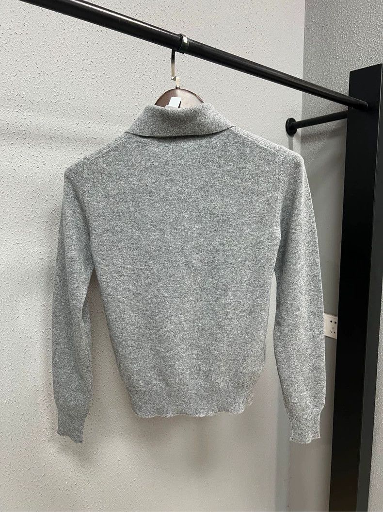 Prada Miu Miu Gray Cashmere Polo Cardigan Size US S / EU 44-46 / 1 - 2 Thumbnail