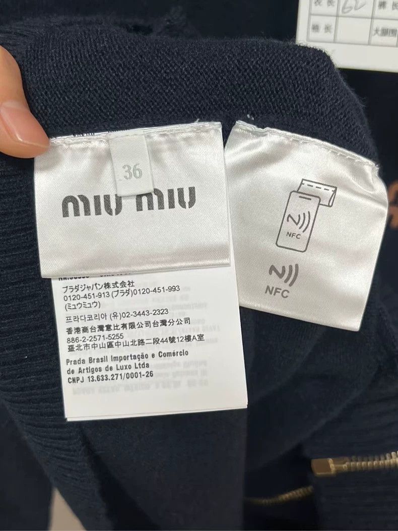 Miu Miu Miu Miu Navy Blue Knit Zipper Cardigan Size US S / EU 44-46 / 1 - 3 Thumbnail