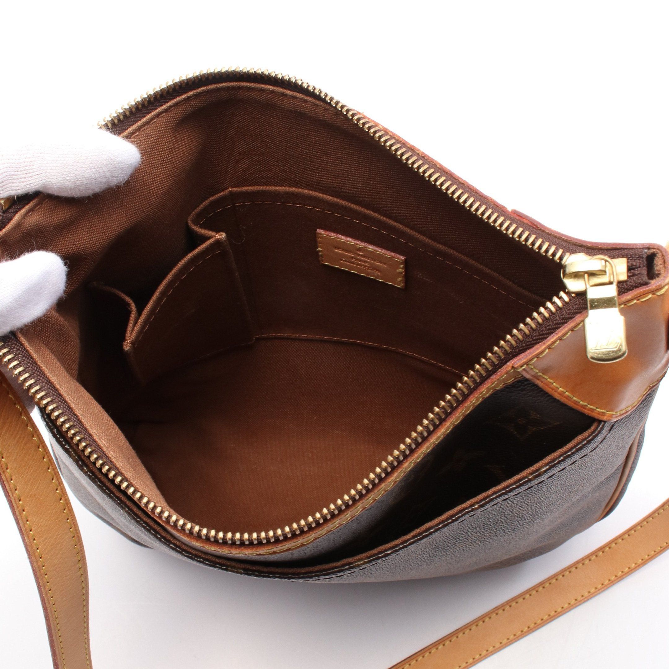 Louis Vuitton Louis Vuitton Odeon Pm Monogram Shoulder Bag Leather Brown Size ONE SIZE - 3 Thumbnail
