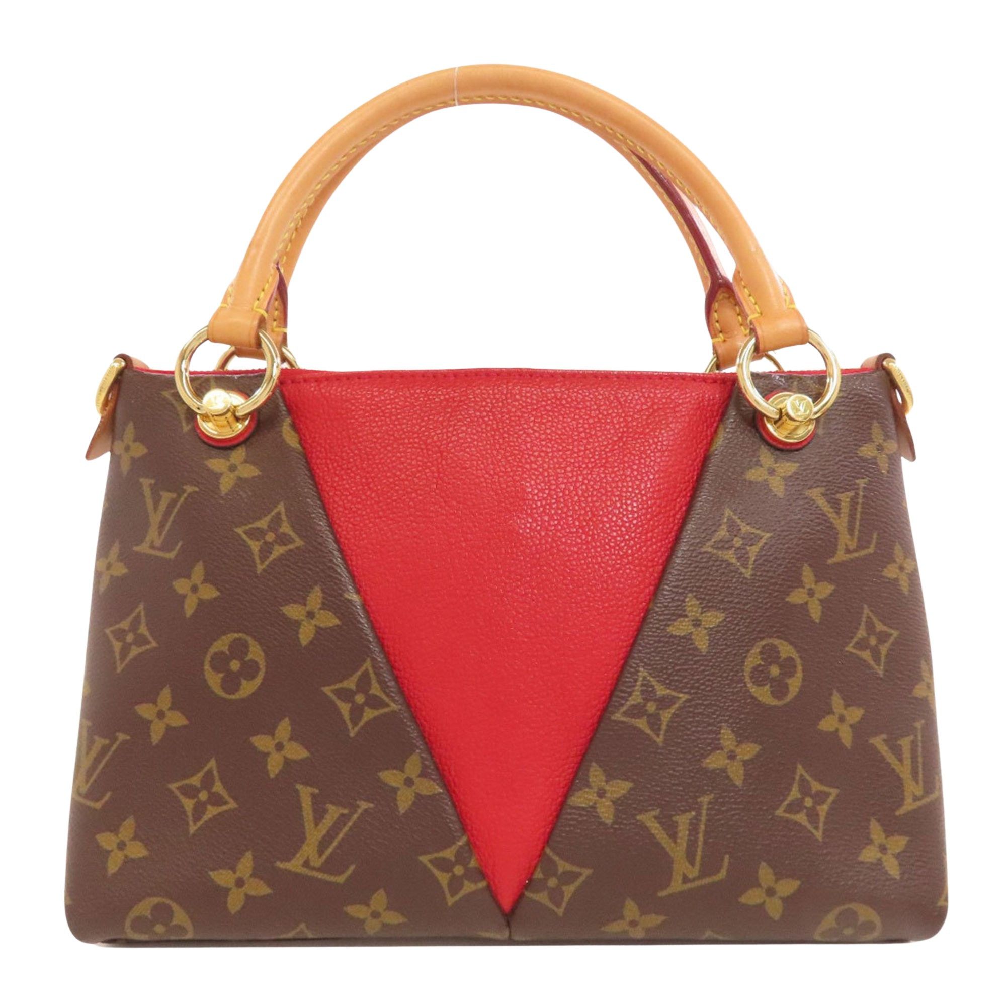 Louis Vuitton Louis Vuitton V Tote BB handbag Size ONE SIZE - 2 Thumbnail