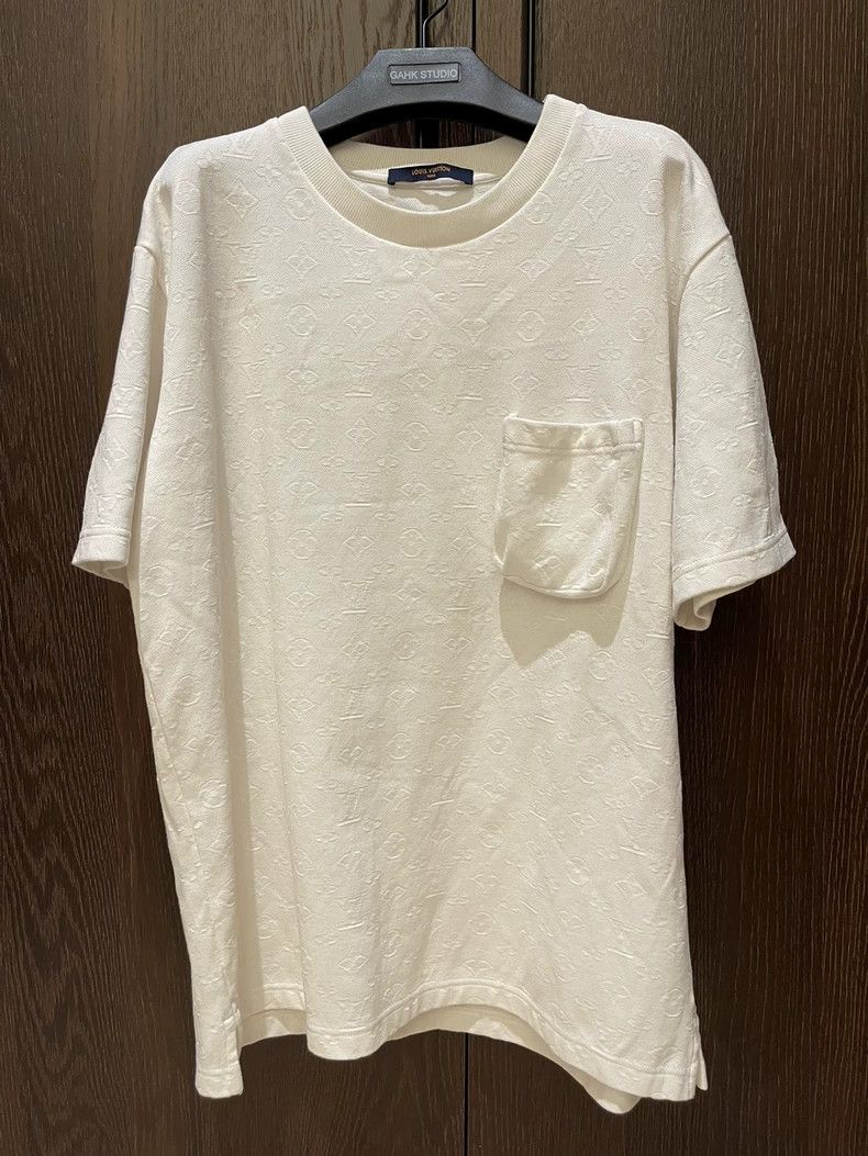 Louis Vuitton Louis Vuitton Short Sleeve Logo Classic Shirt Size US XL / EU 56 / 4 - 2 Thumbnail