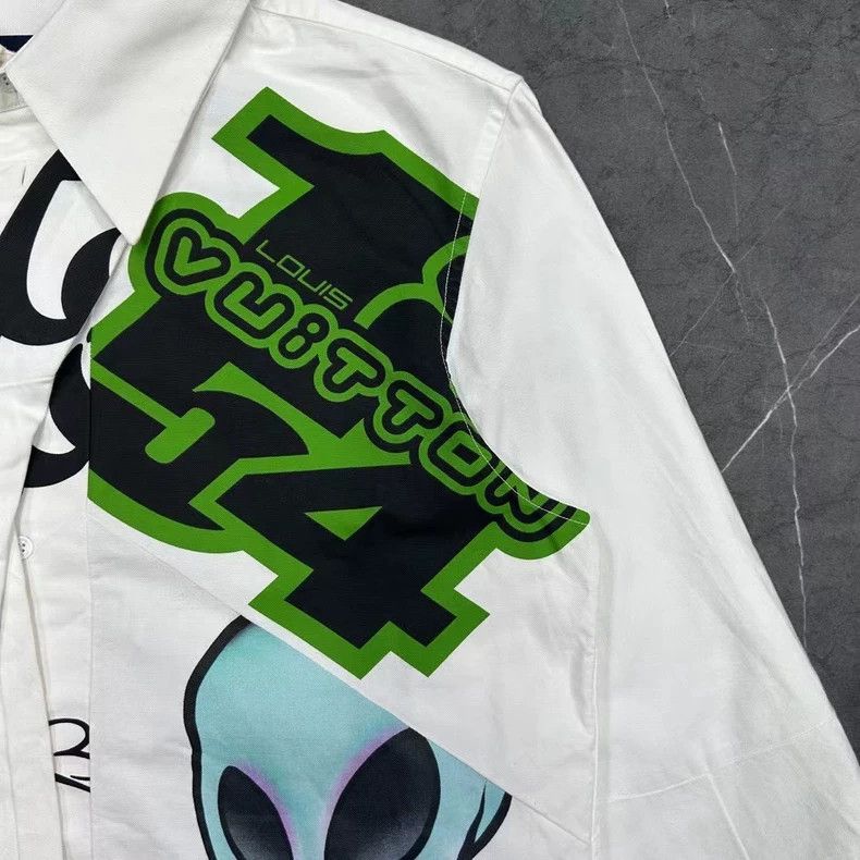 Louis Vuitton Louis Vuitton Alien Graphic Long Sleeve Shirt Size US M / EU 48-50 / 2 - 4 Thumbnail