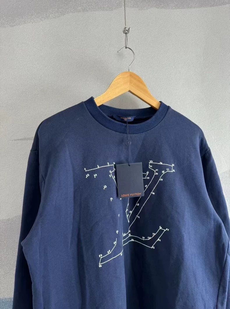 Louis Vuitton Louis Vuitton Deep Blue Embroidered Sweatshirt Size US XL / EU 56 / 4 - 2 Thumbnail