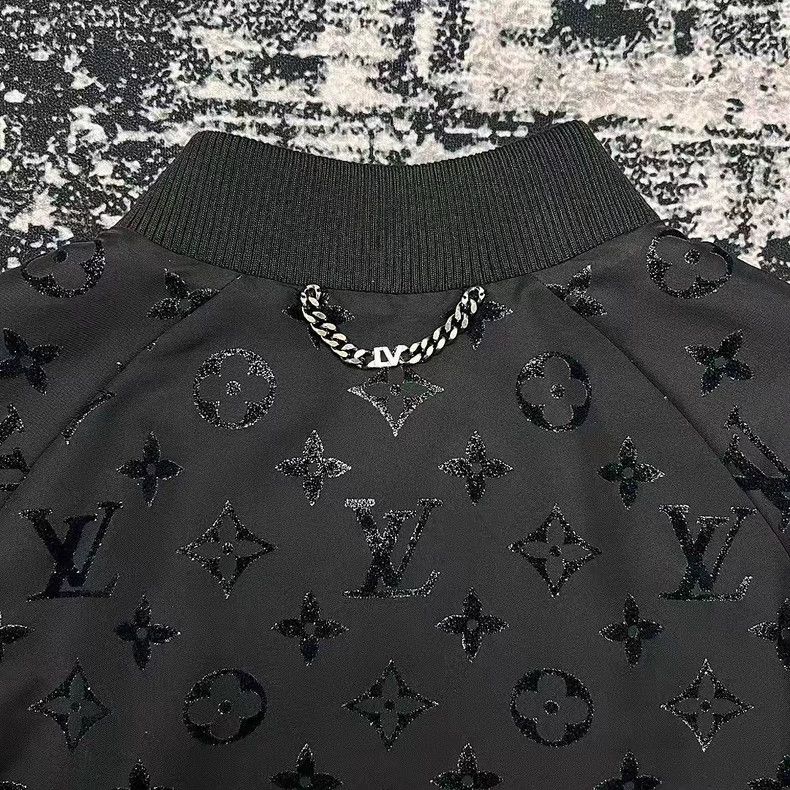 Louis Vuitton Louis Vuitton Gradient Print Pilot Jacket Size US L / EU 52-54 / 3 - 4 Thumbnail