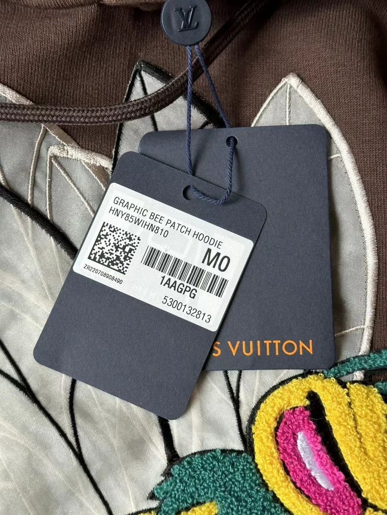 Louis Vuitton Louis Vuitton Brown Bee Hoodie Size US M / EU 48-50 / 2 - 3 Thumbnail