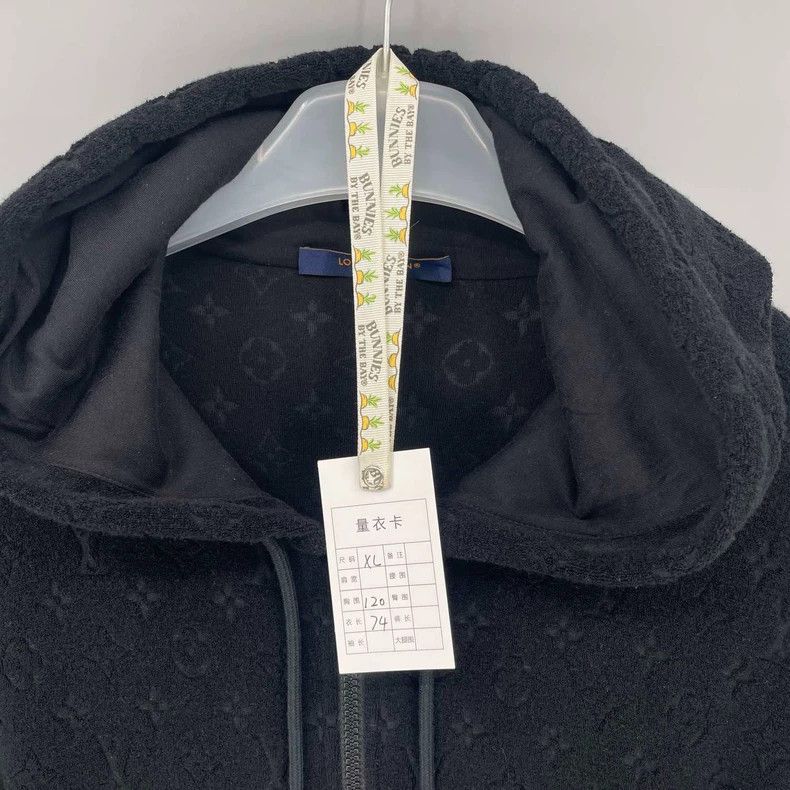 Louis Vuitton Louis Vuitton Black Zip-Up Towel Jacket Size US XL / EU 56 / 4 - 3 Thumbnail