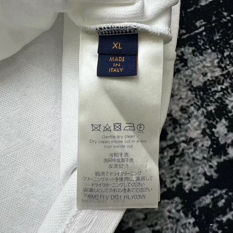 Louis Vuitton Louis Vuitton Ocean Life Short Sleeve White T-shirt Size US M / EU 48-50 / 2 - 3 Thumbnail