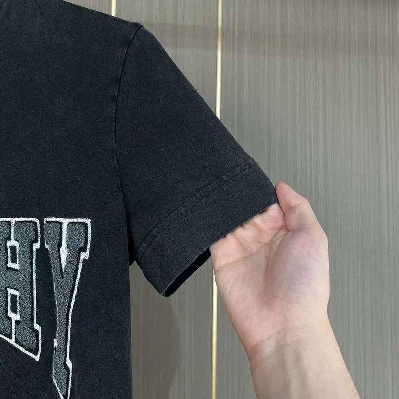 Givenchy Givenchy Short Sleeve Letter Print T-Shirt Size US XS / EU 42 / 0 - 4 Thumbnail