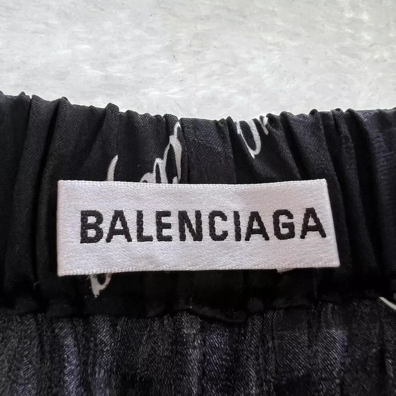 Balenciaga Balenciaga Camo Logo Print Long Pants Size 36 Size US 36 / EU 52 - 5 Thumbnail