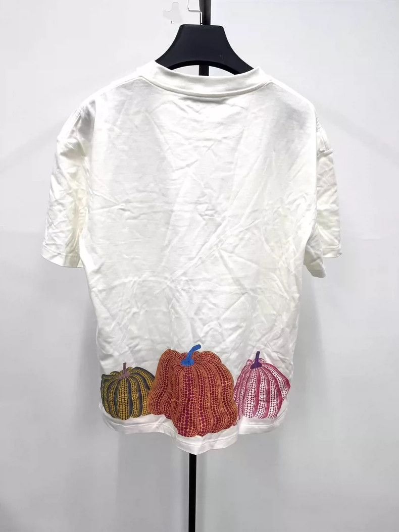 Louis Vuitton Louis Vuitton Yayoi Kusama Pumpkin Print T-Shirt Size US S / EU 44-46 / 1 - 4 Thumbnail
