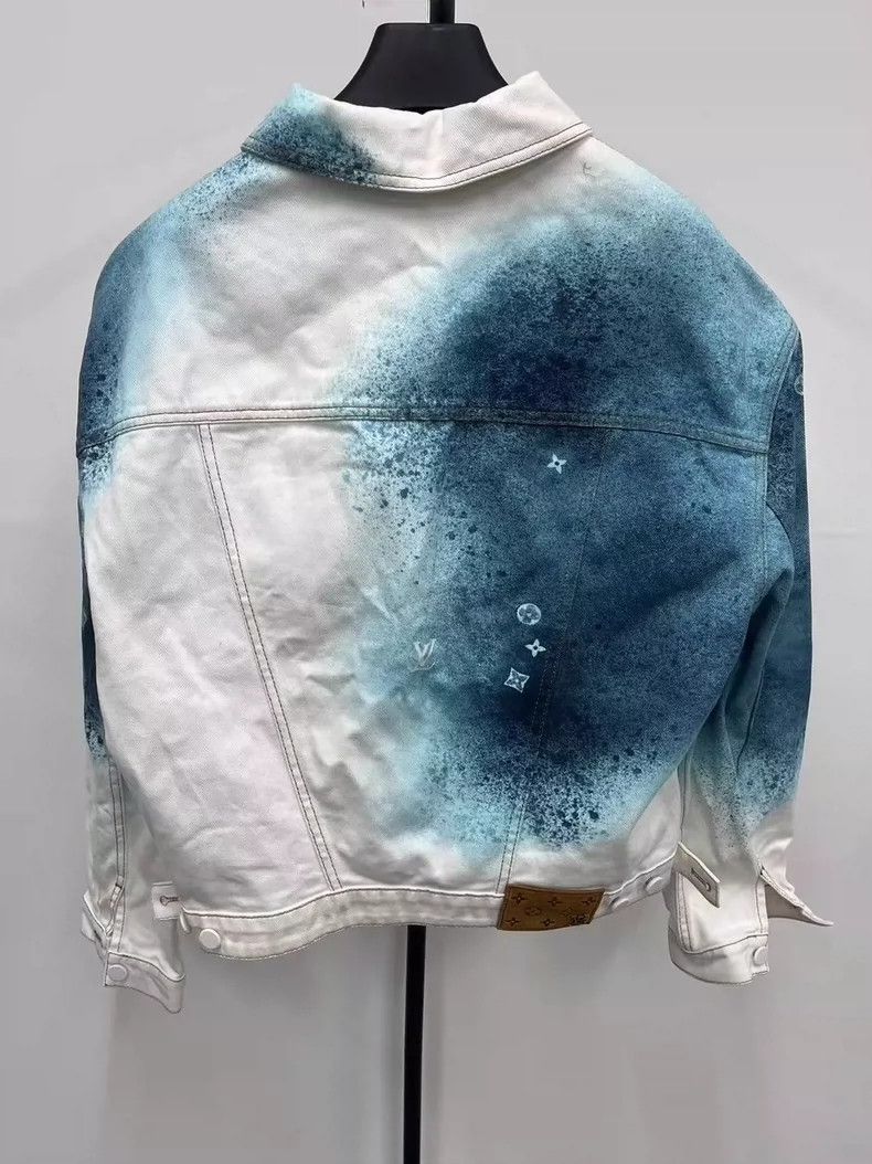 Louis Vuitton Louis Vuitton Blue Tie-Dye Denim Jacket Size US L / EU 52-54 / 3 - 2 Thumbnail